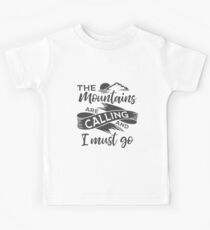 The mountains are calling and I must go Grey ribbon Kids Tee