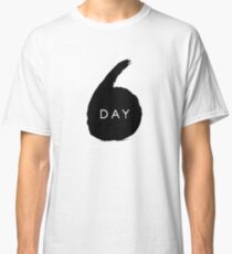 DAY 6 - Logo Classic T-Shirt