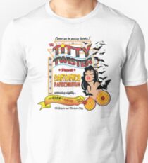 Von der Dämmerung bis zum Morgengrauen - weißer aztekischer Flieger Slim Fit T-Shirt
