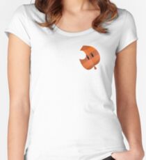 Tanooki Leaf Women's Fitted Scoop T-Shirt