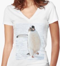A gentoo penguin out for a stroll..... Women's Fitted V-Neck T-Shirt