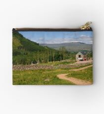 Ben Nevis Inn Studio Pouch