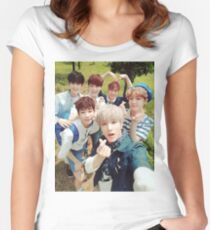 Camiseta entallada de cuello redondo Astro KPOP