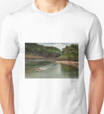 Iguaza River - load the boat Unisex T-Shirt