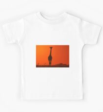 Giraffe Silhouette - Simplistic Nature and Colorful Freedom Kids Tee