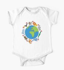 Wir lieben unseren Planeten | Tiere auf der ganzen Welt Baby Body Kurzarm