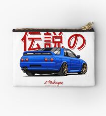 Skyline R32 GTR (white) Studio Pouch