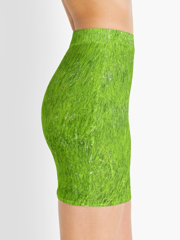 mens grass skirt