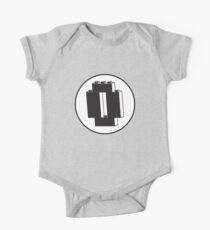 THE LETTER O One Piece - Short Sleeve