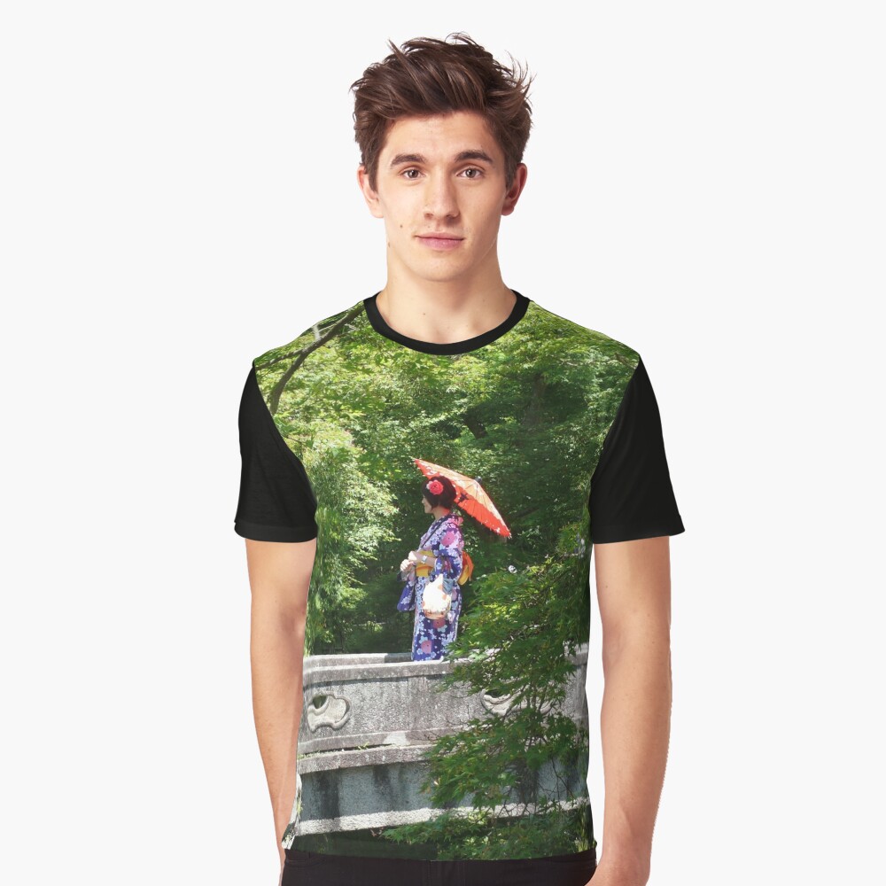 T-shirt graphique « Japonaise Tradition»