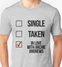 Single, Taken, In love with Archie Andrews Unisex T-Shirt