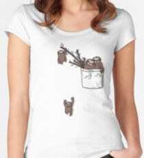 Pocket Sloth Family Women's Fitted Scoop T-Shirt