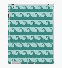 Cartoon waves seamless pattern iPad Case/Skin