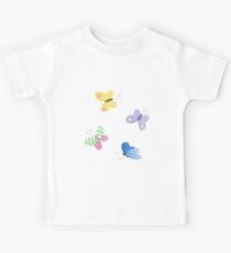 Cute little butterflies, Spring watercolour pattern in purple, yellow, green, pink and blue Kids Tee