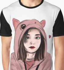 Cute girl Graphic T-Shirt