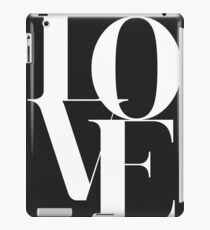 Love 01 iPad-Hülle & Skin