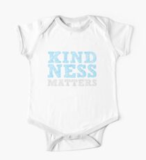Freundlichkeit ist wichtig - sei nett inspirierend Baby Body Kurzarm