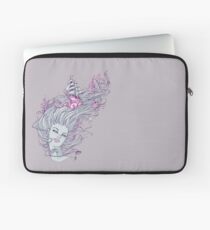 I Long for the Freedom of the Sea Laptop Sleeve