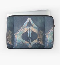 Ajna -Blue Hand-Chakra Mudra Laptop Sleeve
