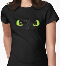 Toothless Women's Fitted T-Shirt