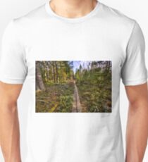 Keep your eyes on the goal Unisex T-Shirt
