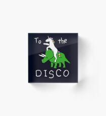 Zur Disco (weißer Text) Unicorn Riding Triceratops Acrylblock