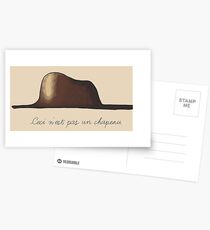 Le petit chapeau Postcards