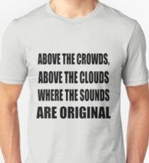 Camiseta unisex Above the Clouds - Gang Starr Letras