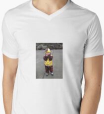 Chinese Girl Men's V-Neck T-Shirt