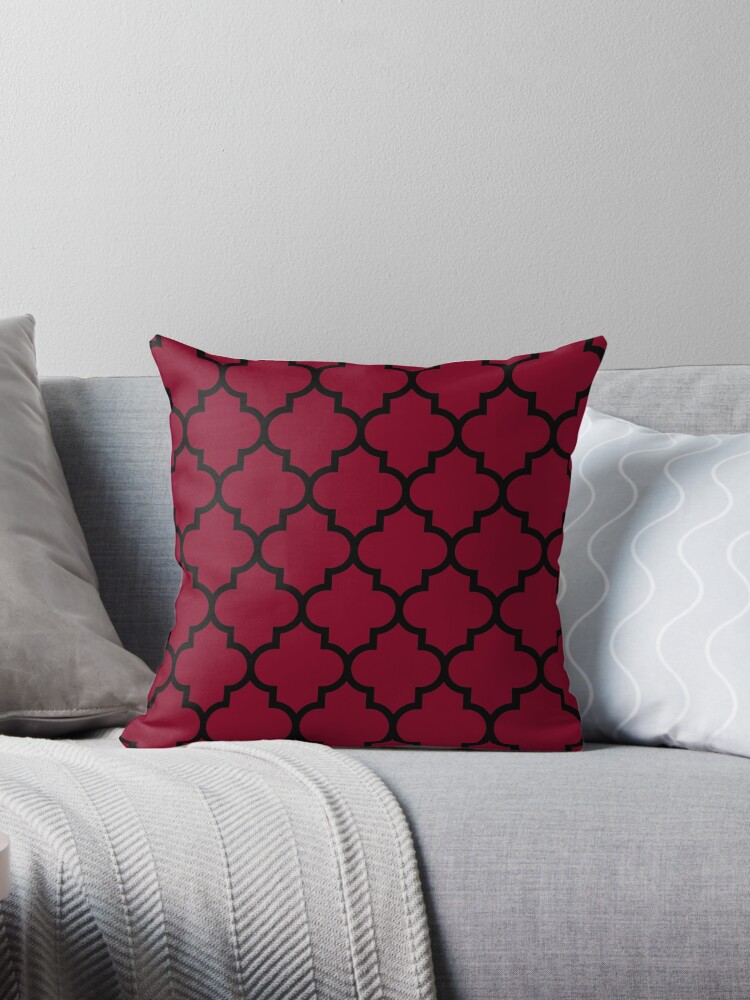 burgundy throw pillows