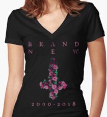 Brandneues "Abschieds-Kreuz" Shirt mit V-Ausschnitt