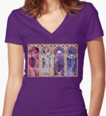 Jugendstil-Edelsteine Tailliertes T-Shirt mit V-Ausschnitt