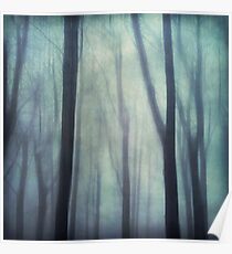 abstrakte Bäume im Nebel Poster