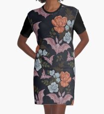 Botanische - Motten und Nachtblumen T-Shirt Kleid