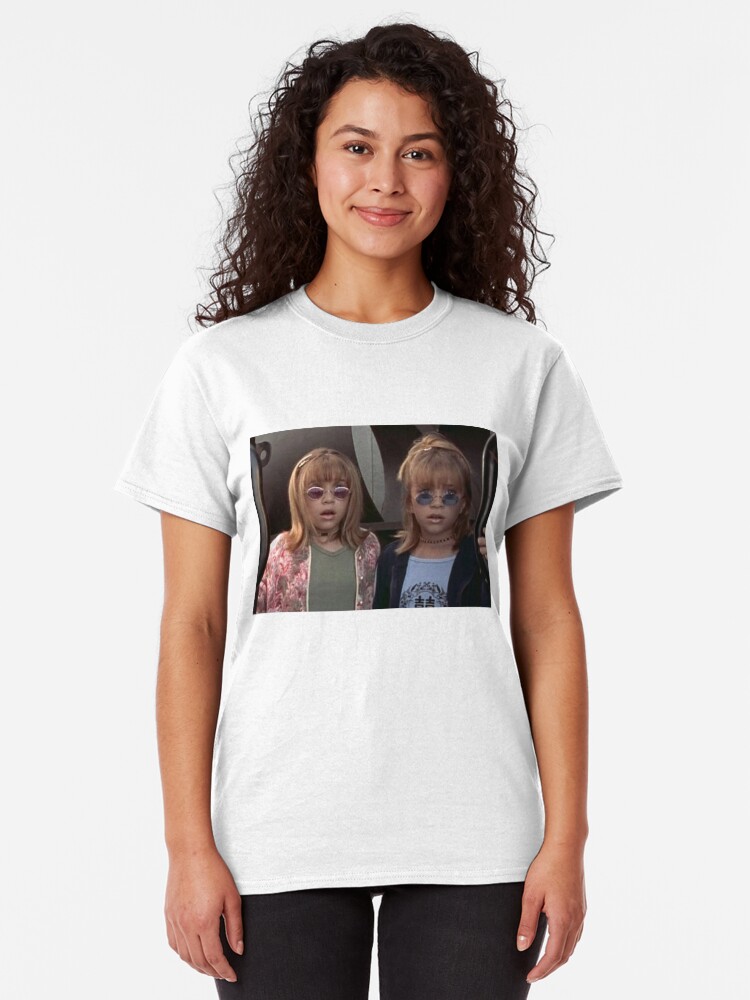 mary kate and ashley olsen t shirt