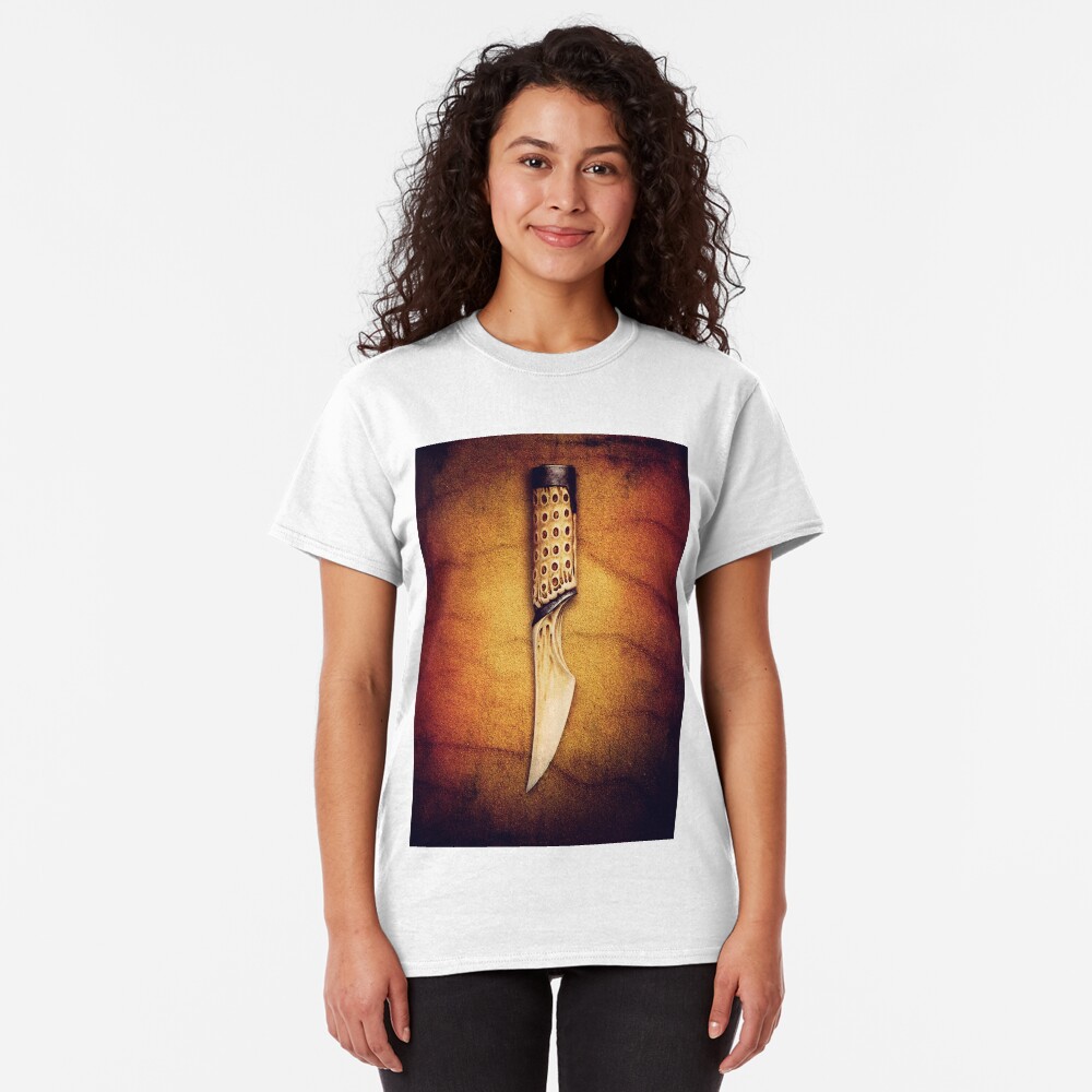 The Slow Blade (Inspired by David Lynch's "Dune") Classic T-Shirt