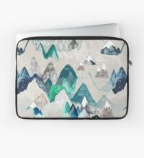 Ruf der Berge (immergrün) Laptoptasche
