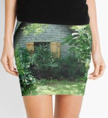 Country Garden Shed Mini Skirt