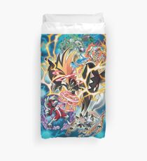 Tapu Koko Shiny, Golisopod, Lycanrock y Kommo-o Pokémon Sol y Luna Duvet Cover