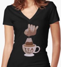 Camiseta entallada de cuello en V La hora del té