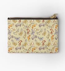 chub gecko babies Studio Pouch