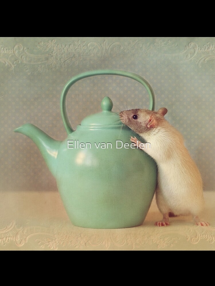 Snoozy with teapot by Ellen