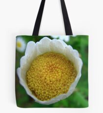 Daisy unfurling Tote Bag