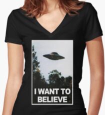 I want to believe // x files Women's Fitted V-Neck T-Shirt