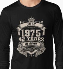 born in 1975 t shirt