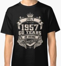 Born In July 1957, 60 Years Of Being Awesome Classic T-Shirt