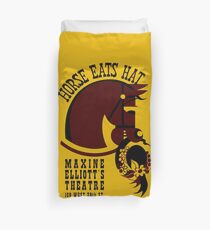 Horse eats hat Duvet Cover