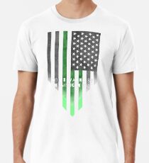Will nicht ein amerikanischer Idiot sein Männer Premium T-Shirts