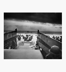 Lámina fotográfica Omaha Beach Landing - D-Day Normandy Invasion