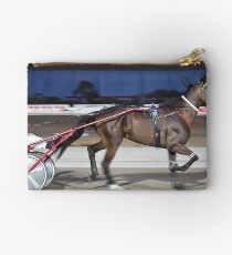 0333 The warm up lap Studio Pouch
